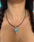 Pendentif croix en argent et turquoise femme SACRÉE - Tribu Turquoise