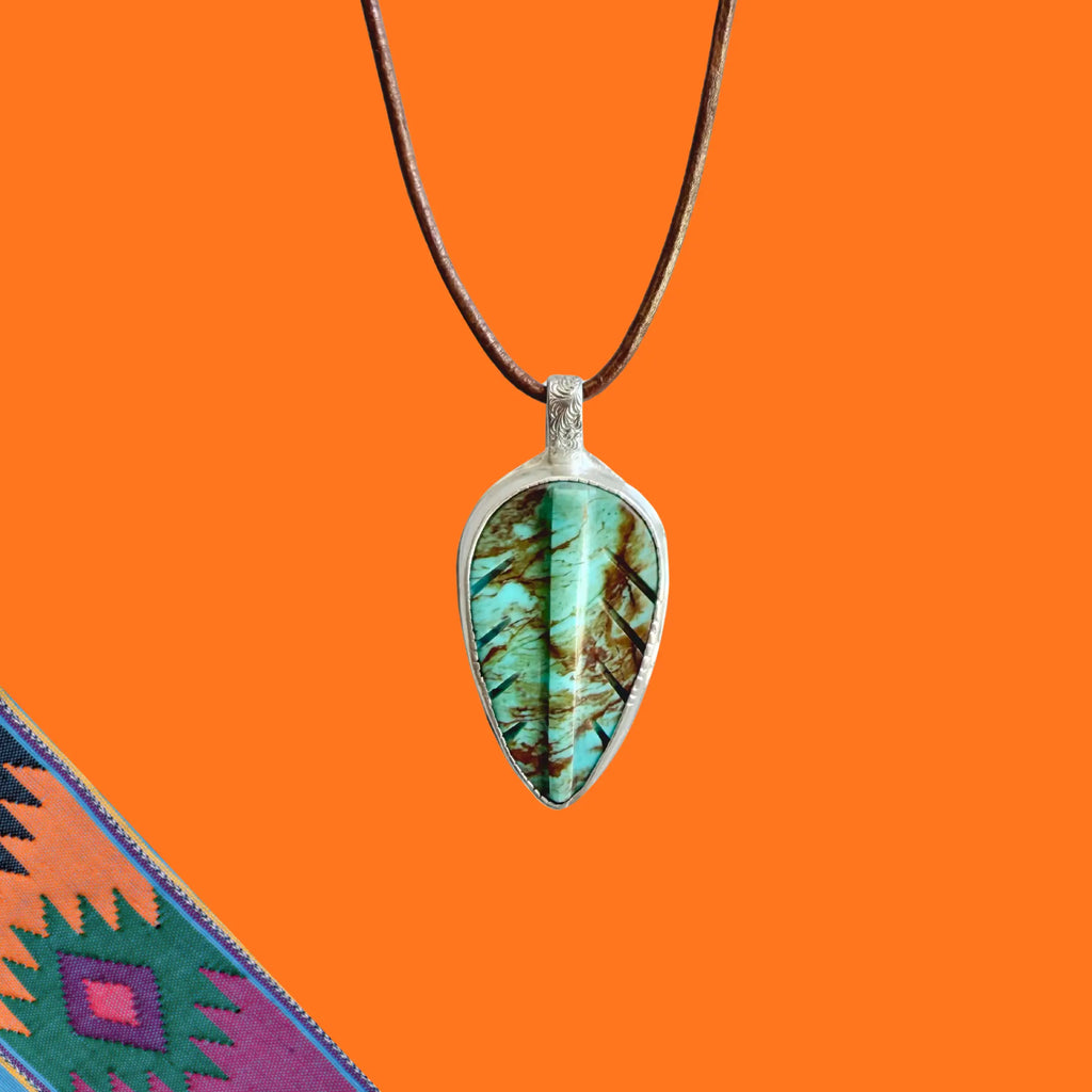 Pendentif plume en turquoise et argent PLUME#1